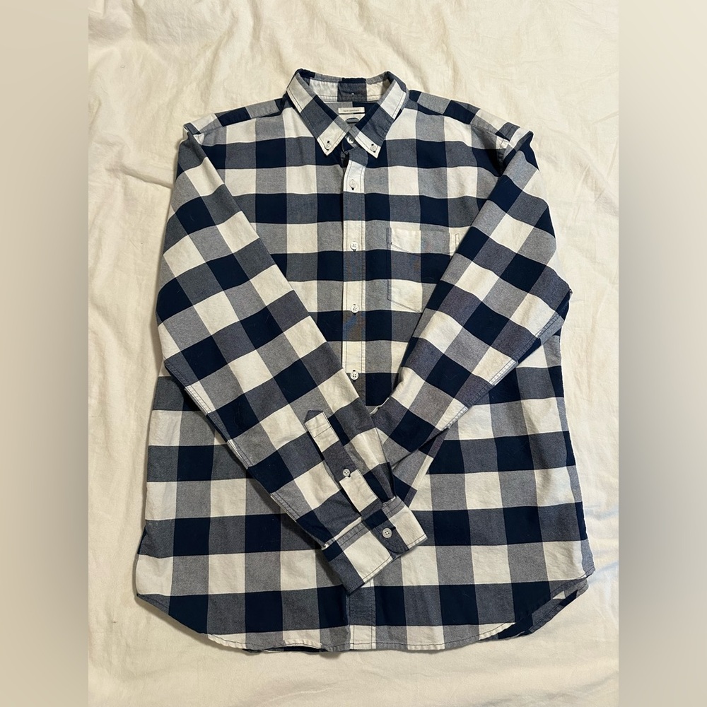 Old Navy Men’s Cotton Button Down - Like New - XL